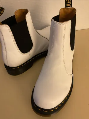 Dr. Martens women White Leather platform Chelsea Ankle Boots US 10 thumbnail 3