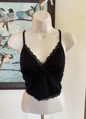 Black Lace Trim Cropped Cami Top (Women’s Size XL thumbnail 1