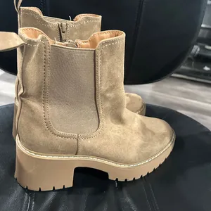 Universal Thread Tan Suede Ankle Boots thumbnail 2