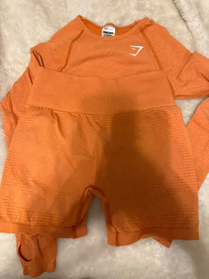 Gym Shark Orange set, Shorts and Long Sleeve Top, has thumb holes!! thumbnail 2