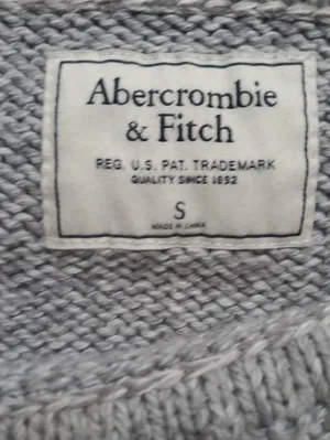 Abercrombie & Fitch Light Gray Off-Shoulder Foldover Collar Sweater Size Small thumbnail 2