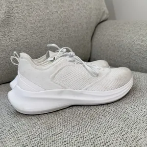 APL Techloom Dream White Women's Running‎ Walking Athletic Sneaker Size 8 thumbnail 4