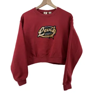 Vintage Levi's‎ Cropped Crew Neck Sweatshirt Red Women L Made in Saipan USA Logo thumbnail 1