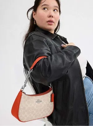NWT COACH CV933 Teri Shoulder Bag In Signature Canvas & Leather crossbody thumbnail 3