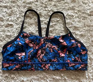 Lululemon Floral Sports Bra Size 10 thumbnail 1
