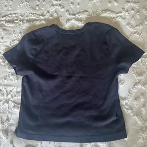 PacSun london baby tee thumbnail 4