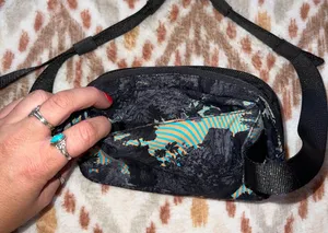 Lululemon Belt Bag thumbnail 3