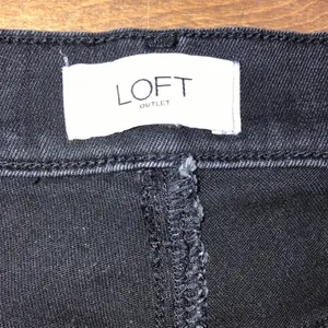 LOFT outlet size 6 Demi boot raw hem jeans thumbnail 7