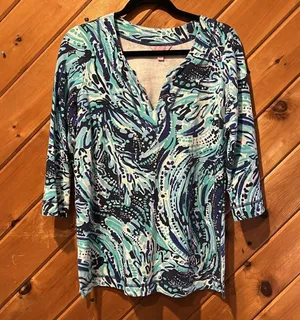 Lilly Pulitzer Justina tunic in navy crash the bash thumbnail 4