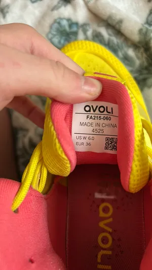 Avoli volleyball shoes Yellow Size 6 thumbnail 5