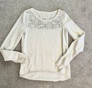 Abercrombie & Fitch Lace Crewneck Sweatshirt Cream Small thumbnail 2