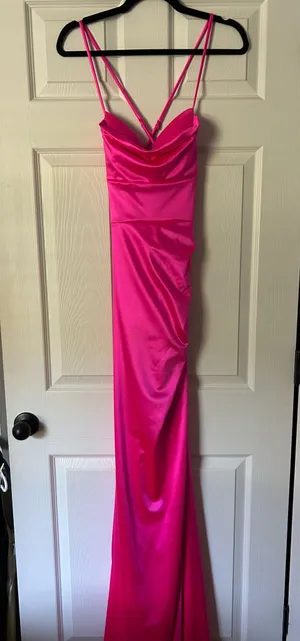 B Darlin Hot pink Prom dress thumbnail 1