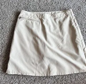 Patagonia Duway Skirt Skort Golf Pocket Zip Sides Beige Size 6 Pickleball Gym thumbnail 1