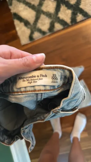 Abercrombie and Fitch jeans thumbnail 4