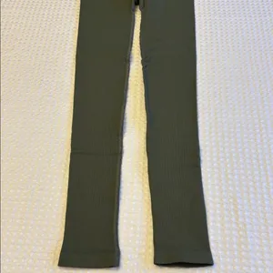 NEW! Free People Movement Dark Olive Sage Forest Green Ribbed Leggings Size XS/S thumbnail 9
