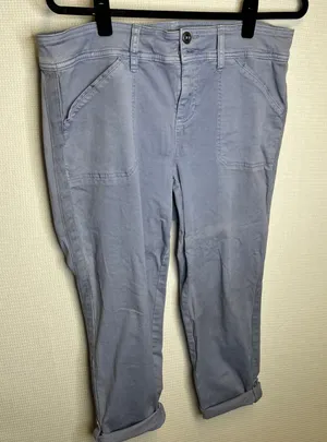 Torrid Womens 14 Blue Cargo Cropped Pants Double Button Utility Capris S148 thumbnail 1