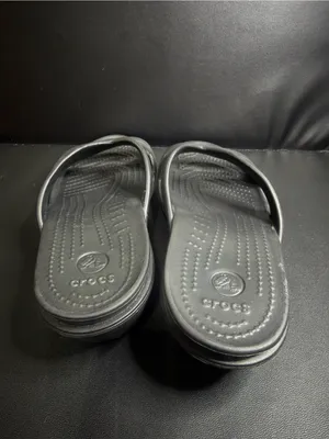 Crocs Black Criss Cross Sandals thumbnail 4