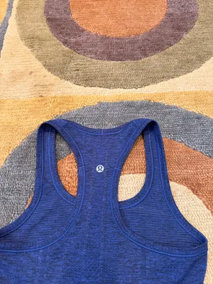 Lululemon Dark Blue Swiftly Tech 2.0 Racerback Tank Top Women’s Size 2 thumbnail 4
