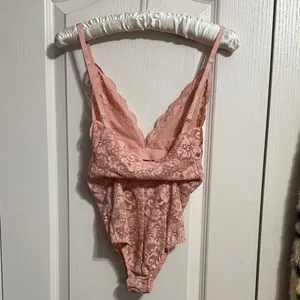 We are HAH Free People Pink Sheer Scalloped Lace Plunge Bodysuit Coquette Ballet thumbnail 4