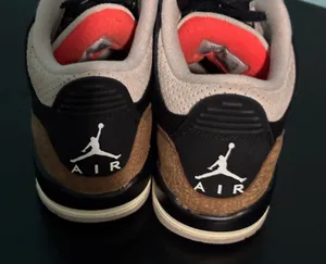 Nike Jordan Air Jordan’s boys size 5y thumbnail 3