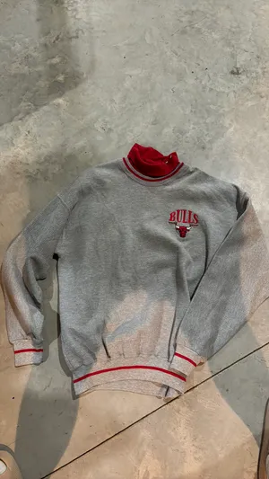 National Basketball Association Vintage Bulls Crewneck thumbnail 1