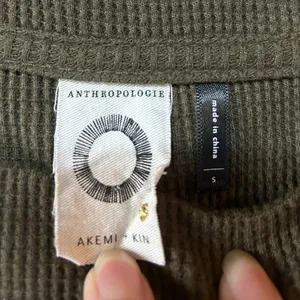 Anthropologie long sleeve thumbnail 2