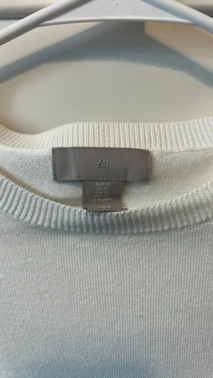 H&M Tshirt thumbnail 3