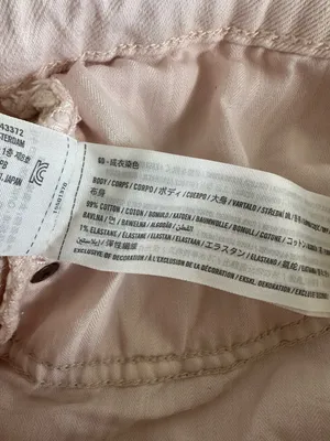 Abercrombie & Fitch The 90s Relaxed Jean High Rise in light pink thumbnail 10
