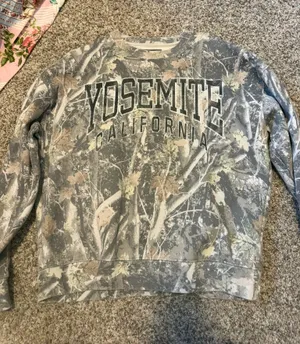 Abercrombie Sweatshirt Crewneck thumbnail 1