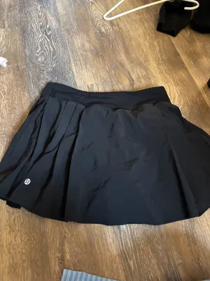 Lululemon skirt thumbnail 2