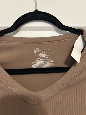 No Boundaries Short sleeve brown thumbnail 2