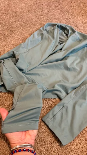 Workout Tops Size L thumbnail 4