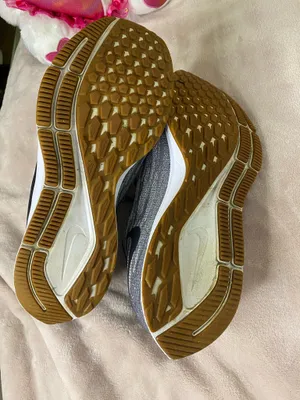 Nike Air Zoom Pegasus 36 Running Shoes Women’s Size 11.5 thumbnail 6
