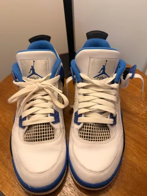 Air Jordan Retro 4 thumbnail 6