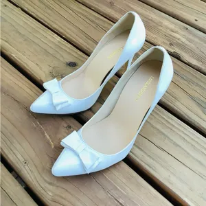 Stylish stiletto heel pump 🌹 White Size 9 thumbnail 3
