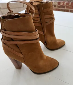 Women’s ankle boot 3 1/2 inch heel tan suede thumbnail 1