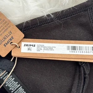 Skims Outdoor Tiny Triangle Bralette Washed Onyx Size Large thumbnail 7