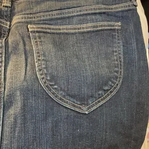 FINAL MARKDOWN Ladies’ Old Navy Button-front Denim Skirt (12) thumbnail 5