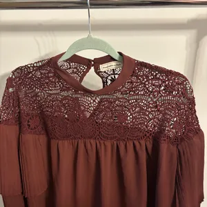 Abercrombie & Fitch Maroon Crochet Lace Pleated Sleeve Blouse thumbnail 5