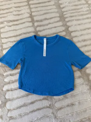 Lululemon Blue Cropped Top  thumbnail 2