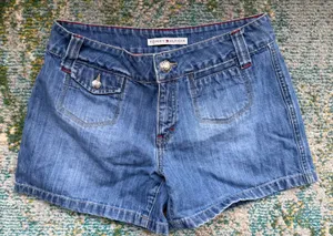 Vintage Y2K Tommy Hilfiger denim logo Jean shorts, size 8 thumbnail 1
