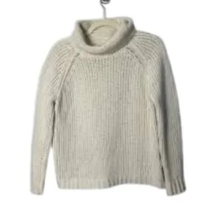 Banana Republic Merino Wool Blend Chunky Turtleneck Sweater Womens Small Oatmeal thumbnail 6