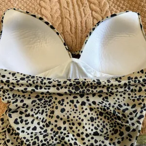 Victorias Secret Forever One Piece‎ Swimsuit Halter Ruched Leopard Print Size XL thumbnail 4