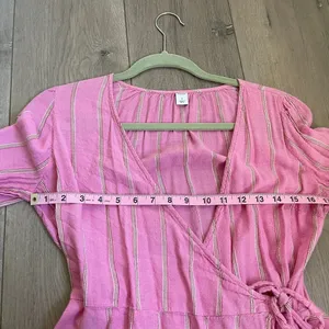 Old Navy pink striped wrap blouse top thumbnail 4