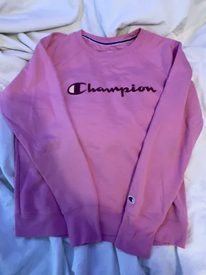 Champion Crewneck thumbnail 1