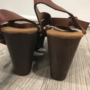 Top Moda Ankle Strap Buckle Platform Sandal Heels 7.5 Brown thumbnail 5