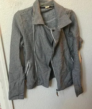 FINAL MARKDOWN Nwt Roxy jacket large thumbnail 1