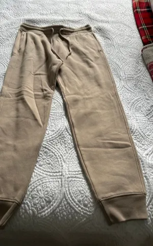 Tan Hollister sweatpants thumbnail 1