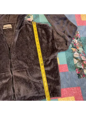 Urban Outfitters Woman’s Small Zip-Up Fuzzy Hoodie 100% Polyester Cozy Casual thumbnail 9