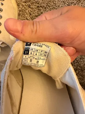 VEJA Sneakers thumbnail 6